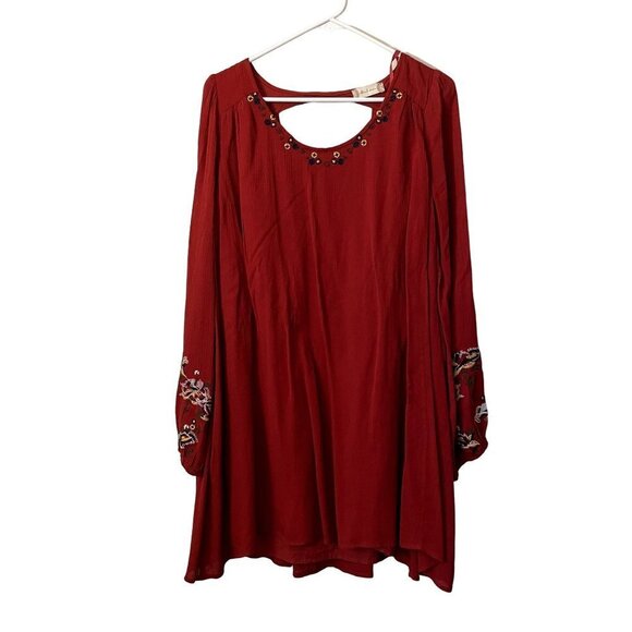 Altar'd State red floral embroidered tunic long sleeved top rayon comfortable - Picture 1 of 8